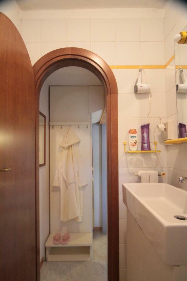 Angolo Fiorito In San Lorenzo Florence Extérieur photo